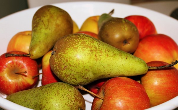 Pears & Apples ~ aids digestion, immunity,