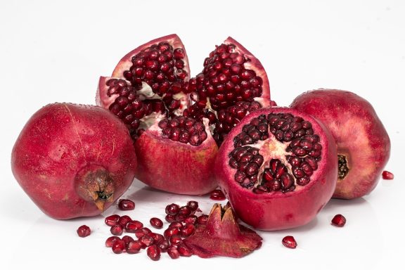 Pomegranate-anti-inflammatory, anti-oxidants, heart health, lowers cholesterol, urinary health